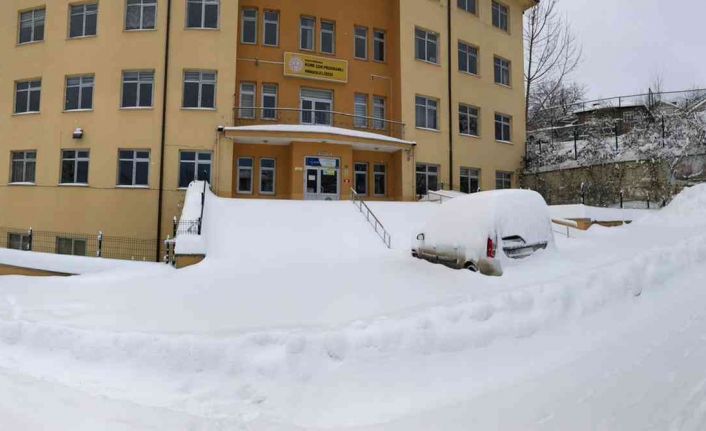 Kastamonu’nun 14 ilçesinde eğitime kar engeli