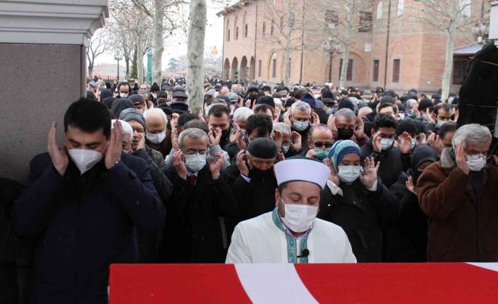 Millet Partisi Genel Başkanı Aykut Edibali, son yolculuğa uğurlandı