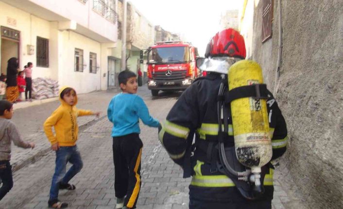 Şanlıurfa’da mesken yangını korkuttu