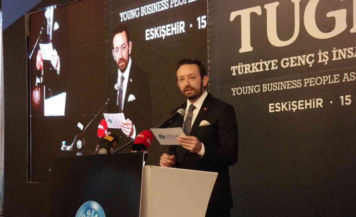 Zengin: “Her kapıyı açan bir anahtar olmaya geliyoruz”