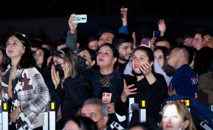 Adana’da Sevgililer Günü konseri