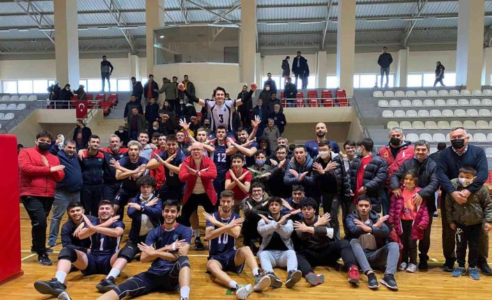 Bigadiç Belediyespor adım adım play-off’lara