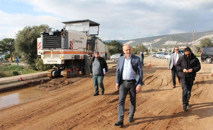Didim’de sıcak asfalt çalışması sürüyor