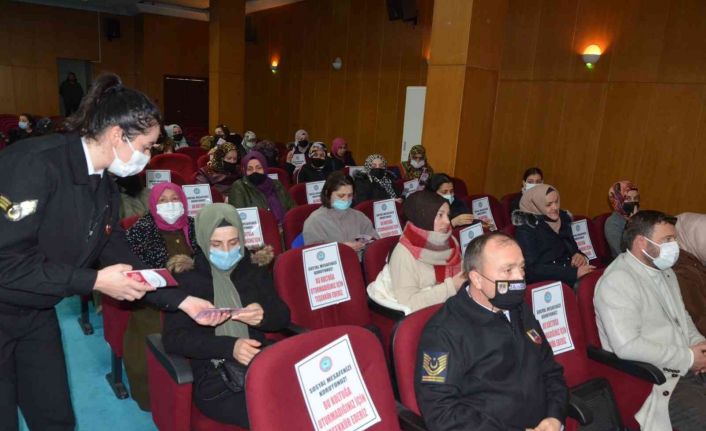 Esenköy’de anne ve anne adaylarına yönelik seminer