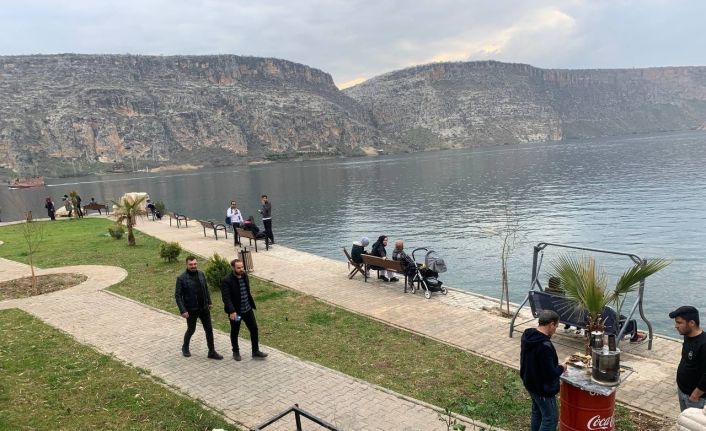 Halfeti turizm sezonunu erken açtı