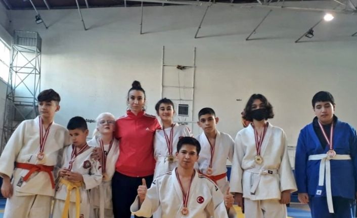 Judoda 8 altın madalya Denizli’nin