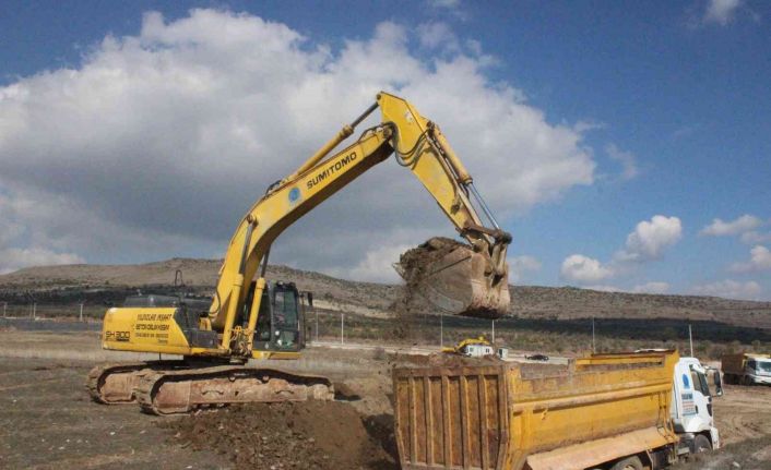 Kilis’in dev projesi Tekstilkent için hafriyat çalışmaları start aldı