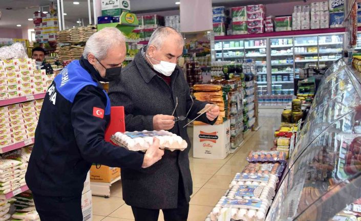 Konya Büyükşehir zabıtasından marketlerde KDV denetimi