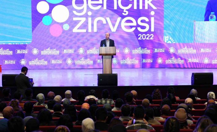 Konya’da "Selçuklu Gençlik Zirvesi" gerçekleştirildi