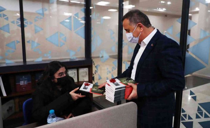 Lokman Çağırıcı’dan kitap hediyesi