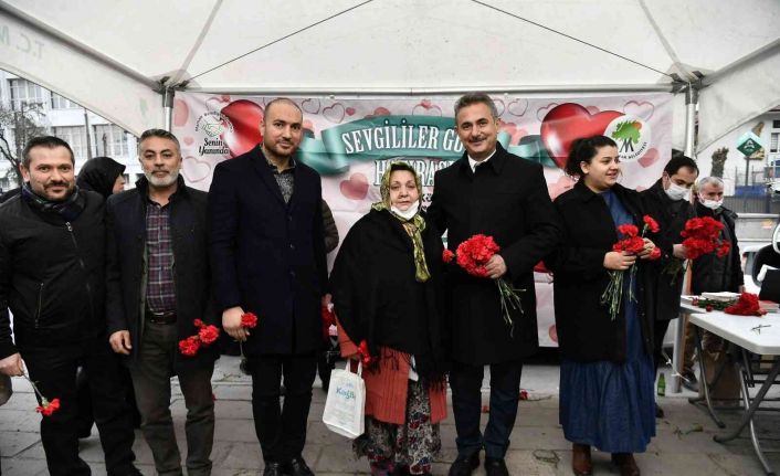 Mamak Belediye Başkanı Köse’den Sevgililer Günü jesti