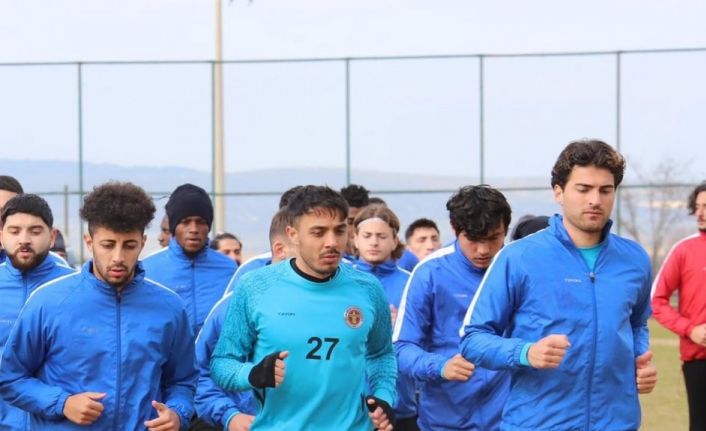 Menemenspor, sürpriz peşinde