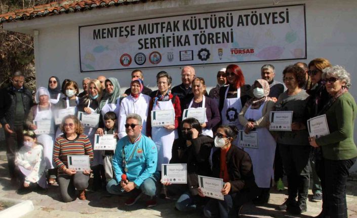 Menteşe Mutfak Atölyesinin ilk sertifikaları verdi