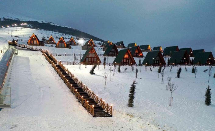 Pistler doldu taştı, otellerde yer kalmadı