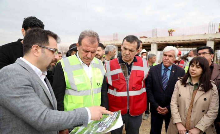 Seçer, toplu taşıma yerleşkesinde incelemelerde bulundu