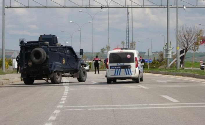 Uyuşturucu suçundan aranan 4 şahıs tutuklandı