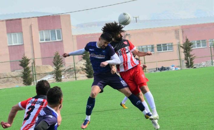 Yunusemre Belediyespor, İscehisar’ı farklı geçti