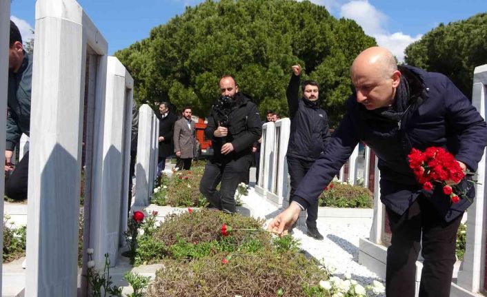 Bakan Karaismailoğlu, Şehitler Abidesi’ni ziyaret etti