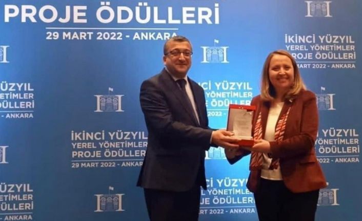 Çan Belediyesi Yerel Yönetimler proje alanında 2 ödül birden aldı