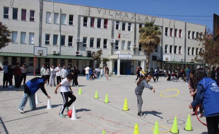 Datça’da öğrenciler, “Merkezim Her Yerde” projesi ile keyifli vakit geçirdi