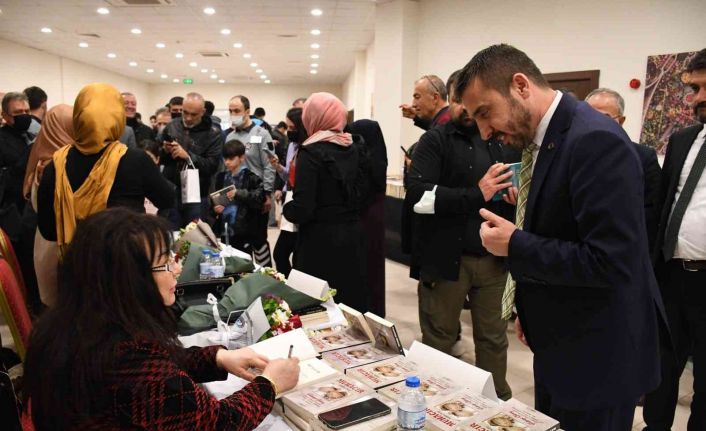 Kestel 13. Kitap Günleri Ahmet Şafak’ın katılımıyla başladı