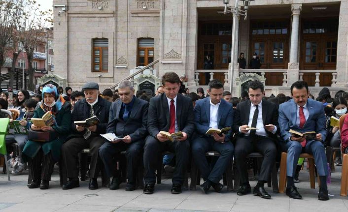 Kütüphanede Hayat Var projesine Aksaray’dan anlamlı destek