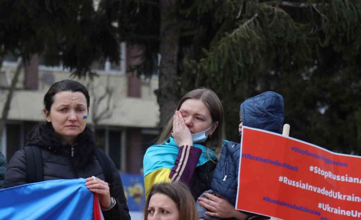 Sakarya’dan Rusya’ya gözyaşlarıyla seslendiler