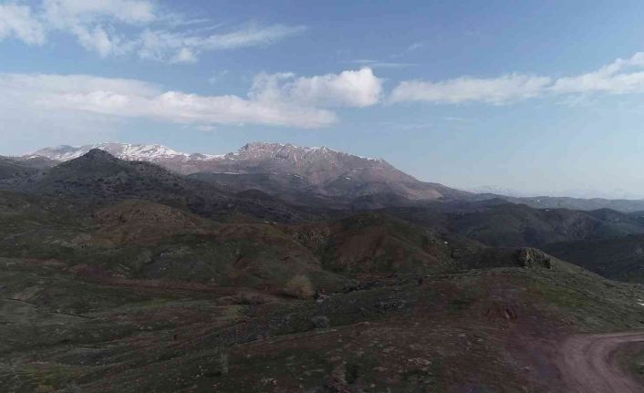 Türkiye’nin en büyük maden rezervinin bulunduğu ilçede vatandaşlar heyecanlı