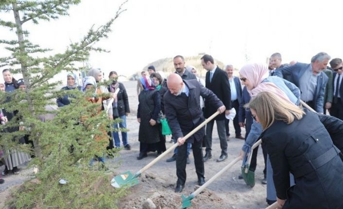 Başkan Çolakbayrakdar, “Millet bahçesi ile Kayseri’ye yeni bir yaşam alanı”