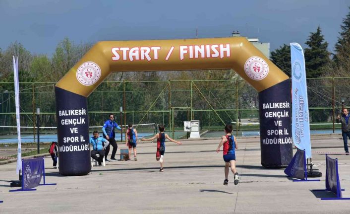 BAÜN, Triatlon İl Birinciliği müsabakalarına ev sahipliği yaptı