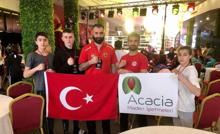 Kastamonulu kick-boks sporcuları Yalova’dan başarıyla döndü