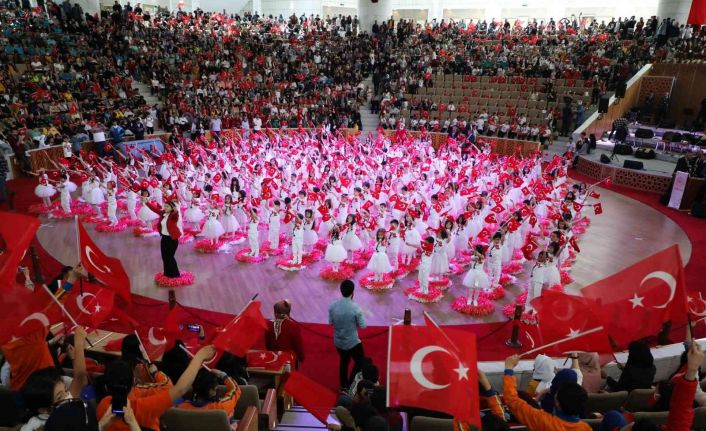 Konya’da 23 Nisan Ulusal Egemenlik ve Çocuk Bayramı coşkuyla kutlandı