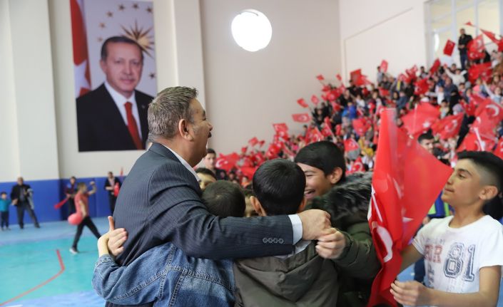 Palandöken Belediyesi’nden ilk iftarım çocuk şenliği