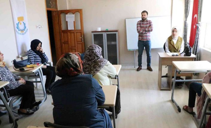 Şanlıurfa’da kadınlara sağlıklı beslenme semineri