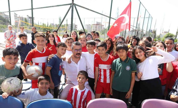 07’den 77’ye Antalyaspor Projesi devam ediyor