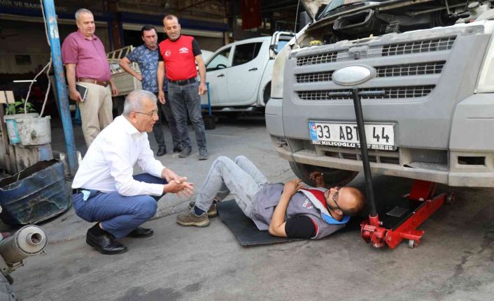 Başkan Tarhan, sanayi esnafının sıkıntılarını dinledi