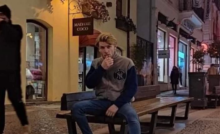 Boğulmaktan kurtarılan üniversiteli genç hastanede hayatını kaybetti