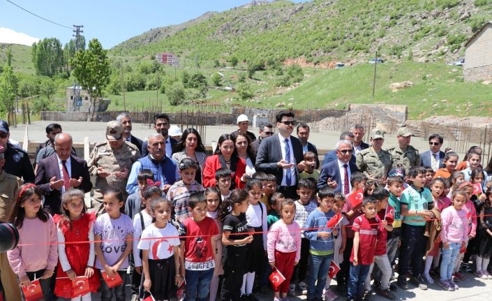 Çukurca’da 12 derslikli okulun temeli törenle atıldı