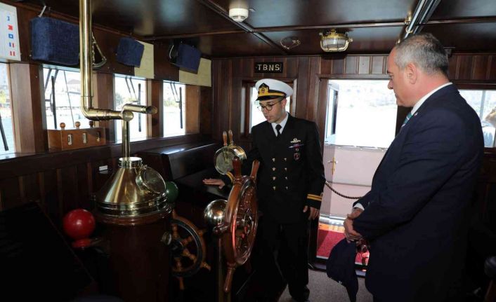 Efsane gemiye Gemlik’te ziyaretçi akını