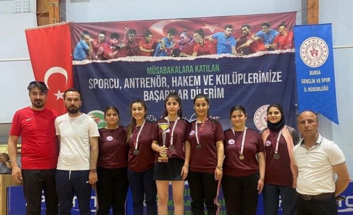 Elazığ Belediyespor Masa Tenisi 1. Ligi’ne yükseldi