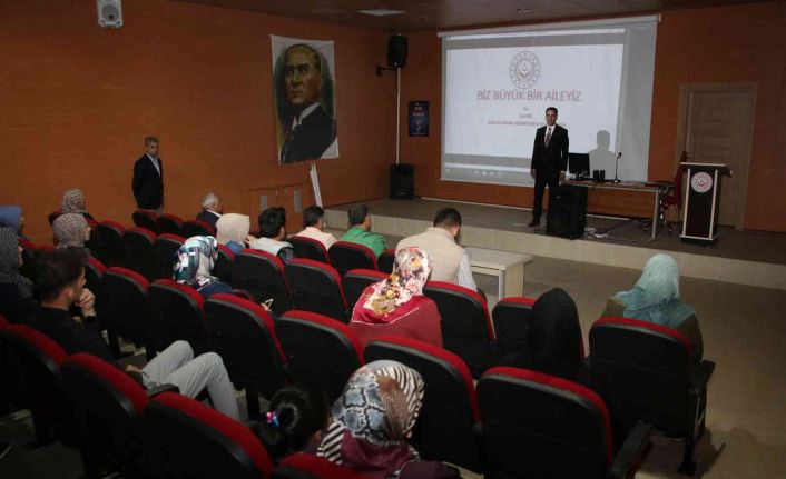 Elazığ’da  ailelere ’Değerler Eğitimi’ eğitimi  verildi