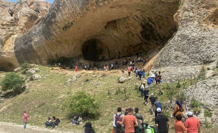 Elazığ’da Fırat Fest tüm hızıyla sürüyor