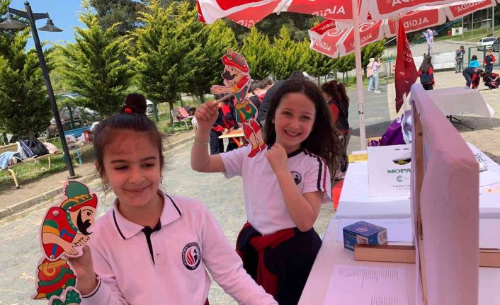 Hemşirelik öğrencileri projelerini festivale çevirdi