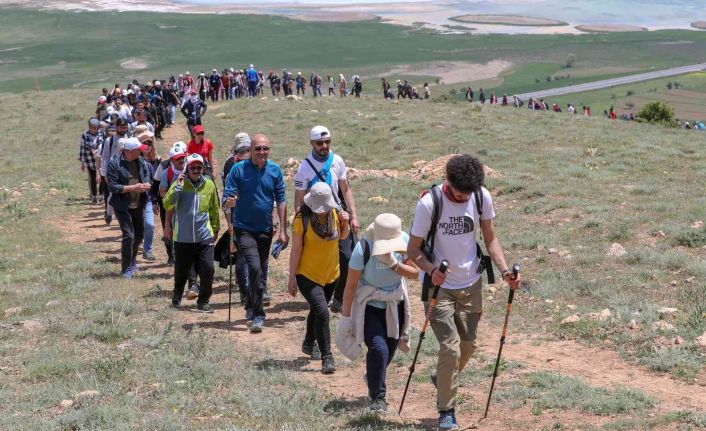 İpekyolu Belediyesinden doğa yürüyüşü