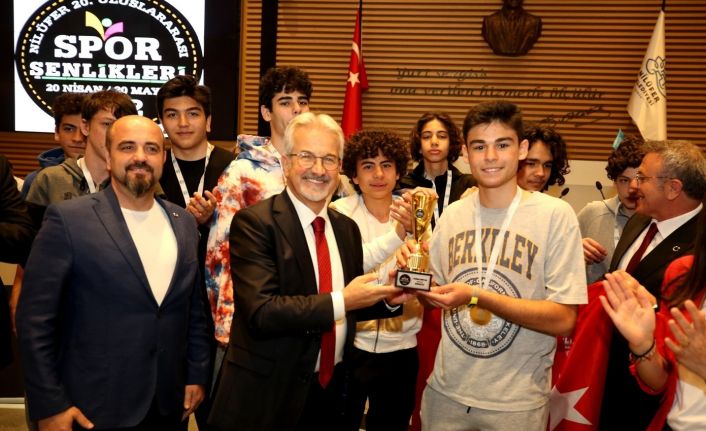 Kardeş Kentler Basketbol Turnuvası’nda dostluk kazandı