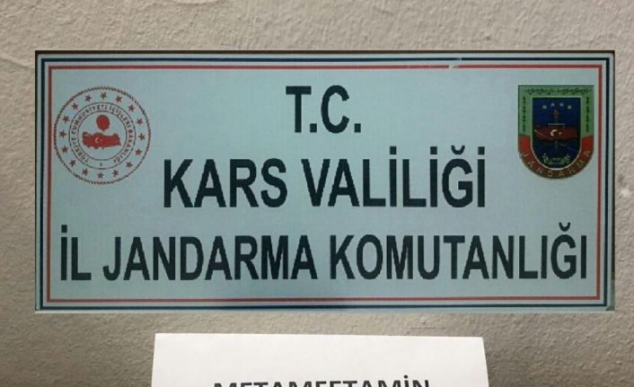 Kars’ta jandarmadan uyuşturucuya geçit yok