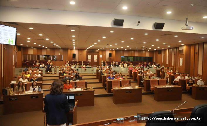 Kartal’da Kadınlar İçin Dijital Girişimcilik Seminerleri Başladı