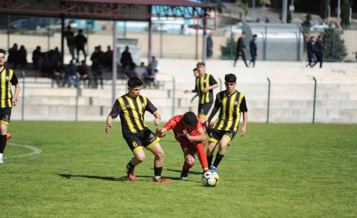 Kocasinan Şimşekspor galibiyetle başladı