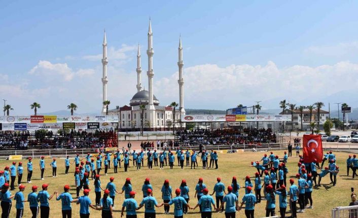 Kumluca’da 19 Mayıs kutlamaları