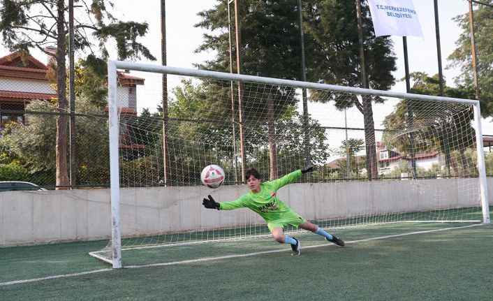 Merkezefendi’de 19 Mayıs Gençlik Futbol Turnuvası başladı